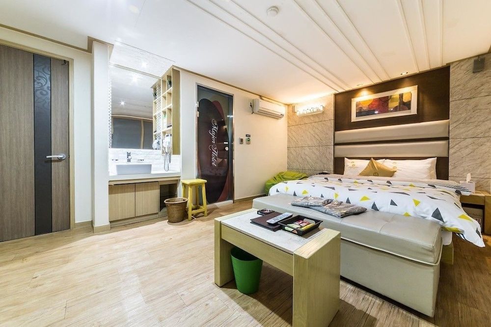 undefined Major Hotel 2