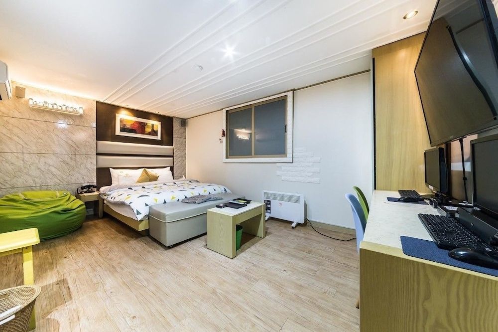 Major Hotel Double Room 7