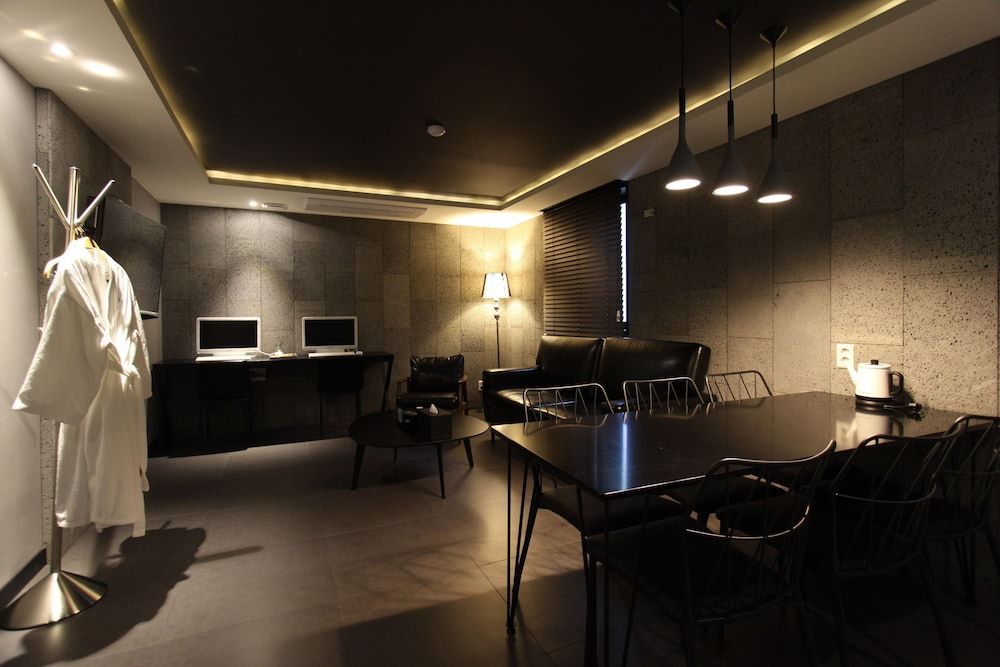 undefined Yeoksam Premier Hotel XYM 6