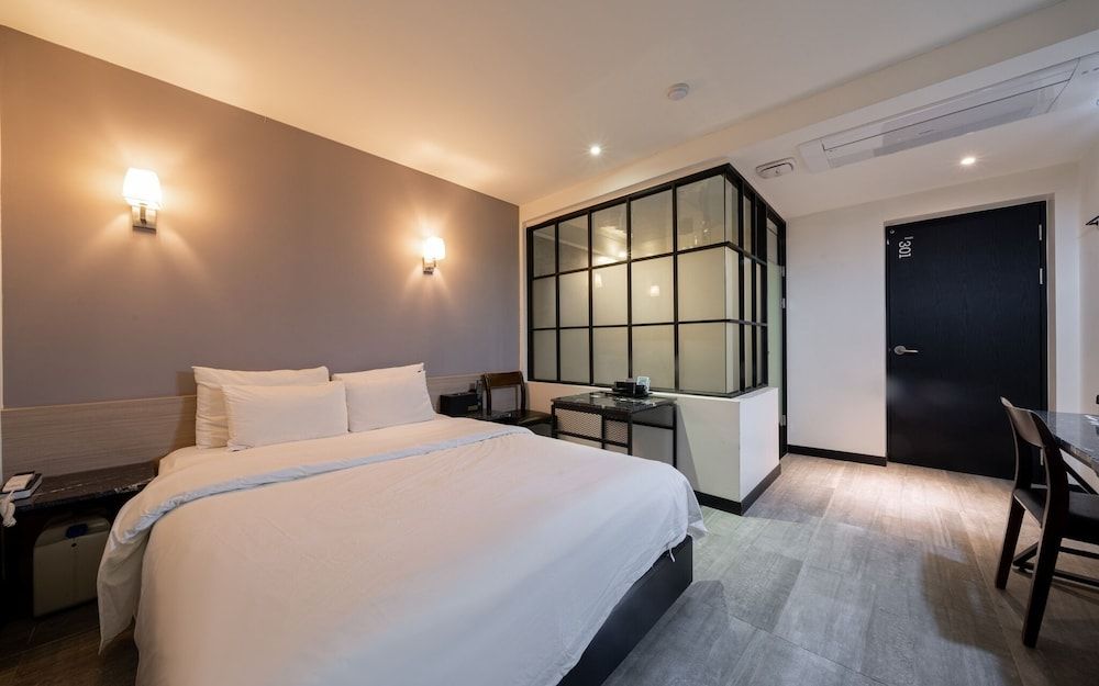 Yeoksam Premier Hotel XYM Room (Deluxe (Parking limited vehicle SUV l) 2