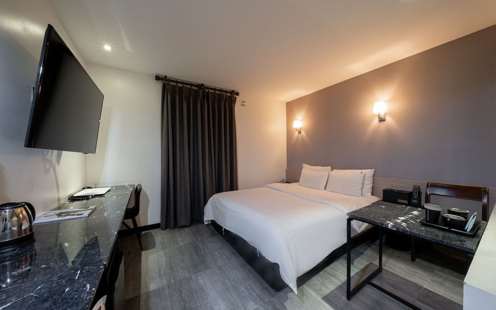 Yeoksam Premier Hotel XYM Room (Deluxe (Parking limited vehicle SUV l)