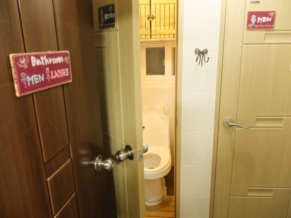 undefined Owl's Nest Guesthouse - Hostel 8