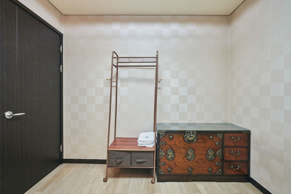 undefined Samseong Apt City Airport 5