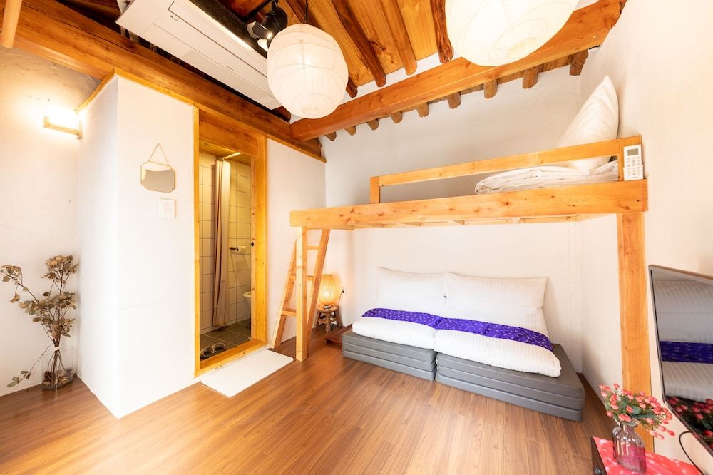 Open Real Luxury Korean Hanok Family House, 4 Bedrooms 11