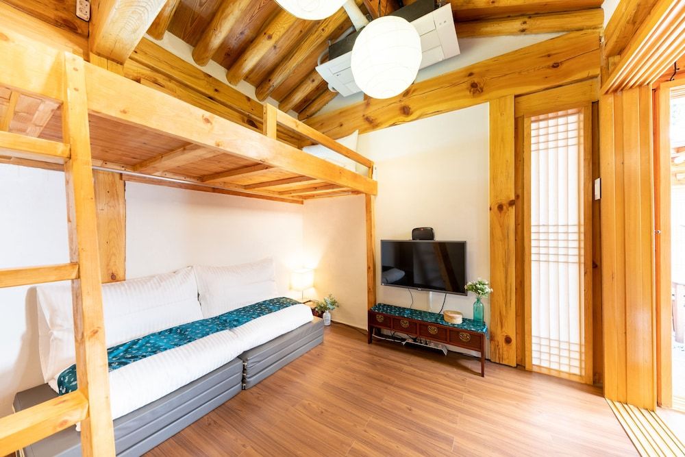 Open Real Luxury Korean Hanok Family House, 4 Bedrooms 12