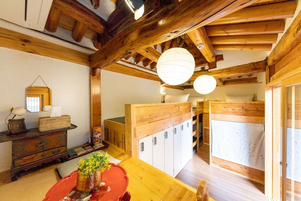 undefined Open Real Luxury Korean Hanok 5