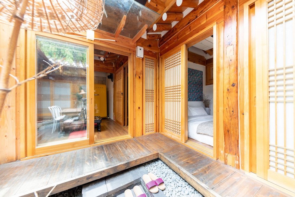 Open Real Luxury Korean Hanok Family House, 4 Bedrooms 9
