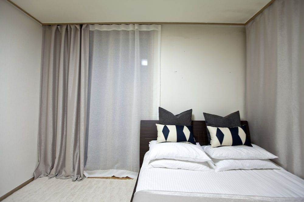 undefined Gangnam Business District Apt 3