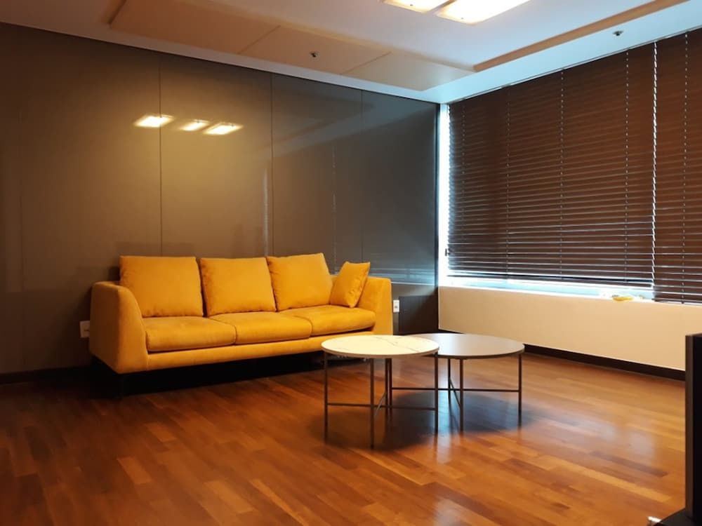 Magellan 21 Asterium Full House 11