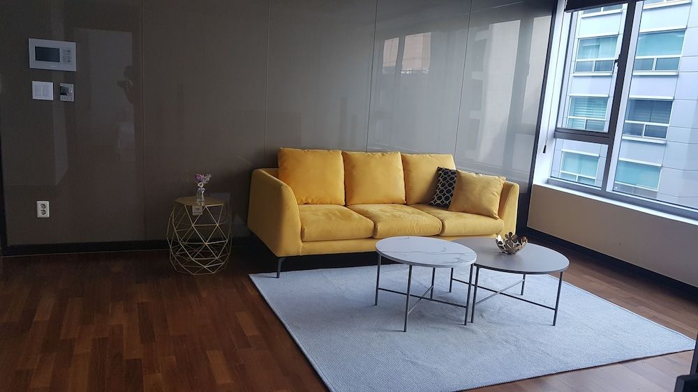 Magellan 21 Asterium Full House 13