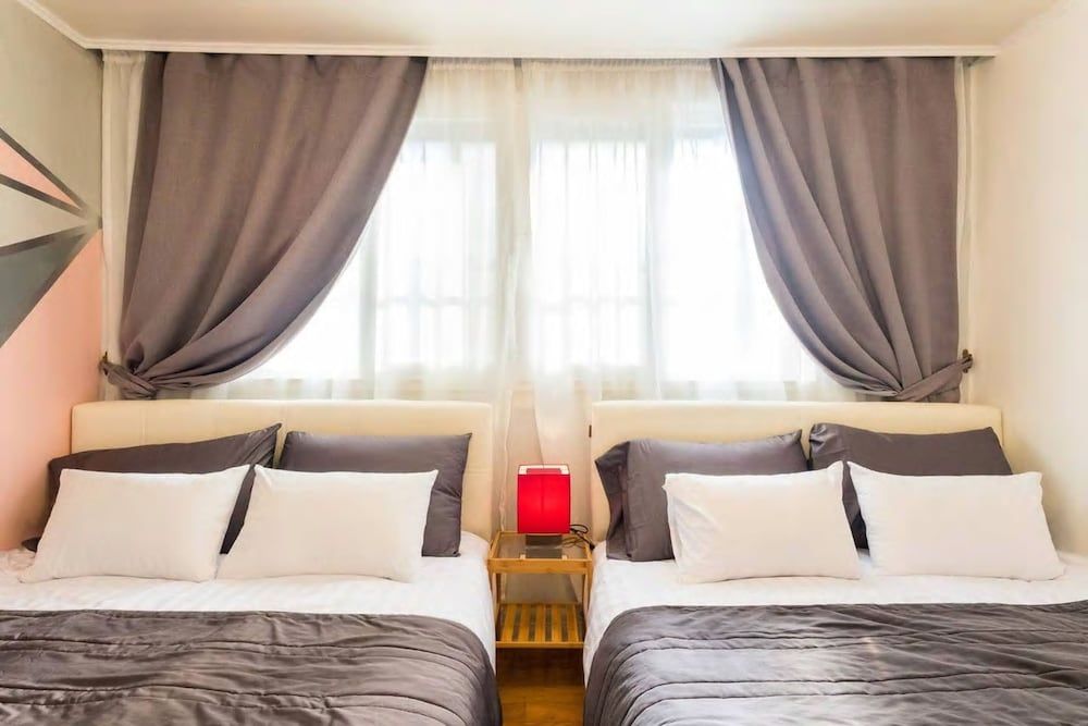 Kim's Family House 1-2F House (1F) 8