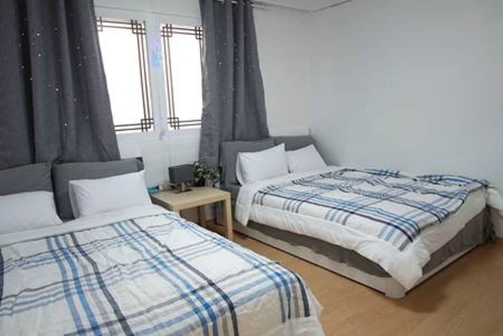 Kim's Family House 1-2F House (2F) 3