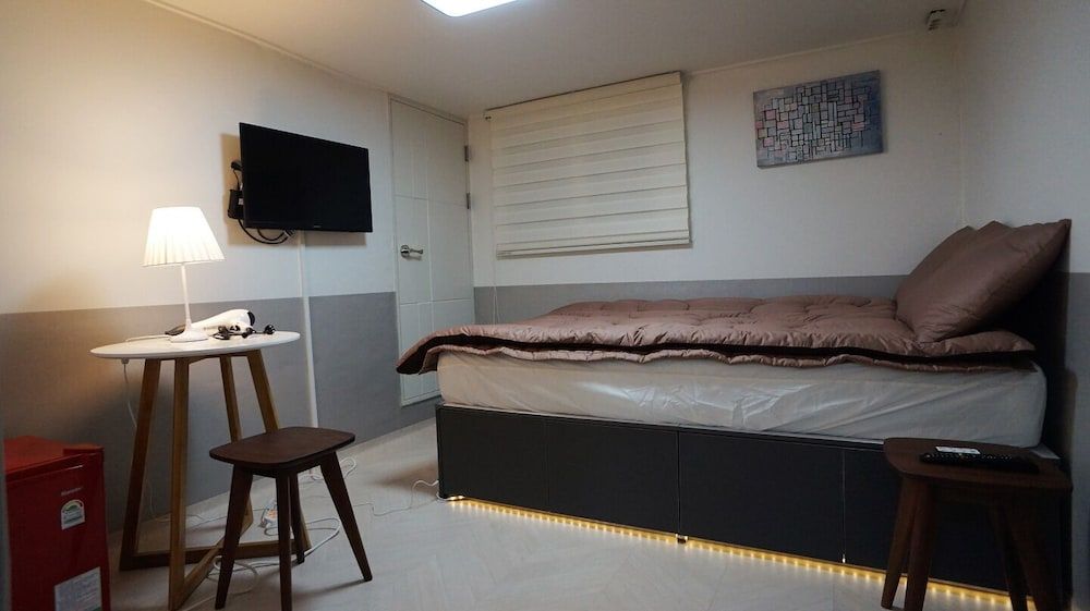 undefined Blue Mansion Guesthouse