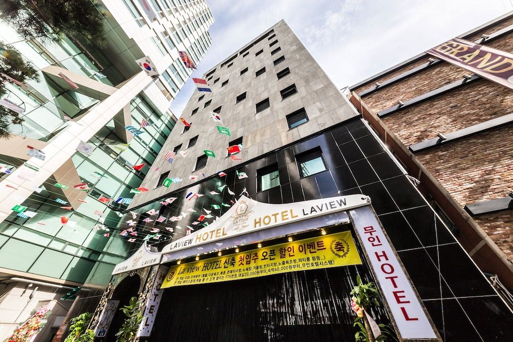 undefined LA View Hotel 6