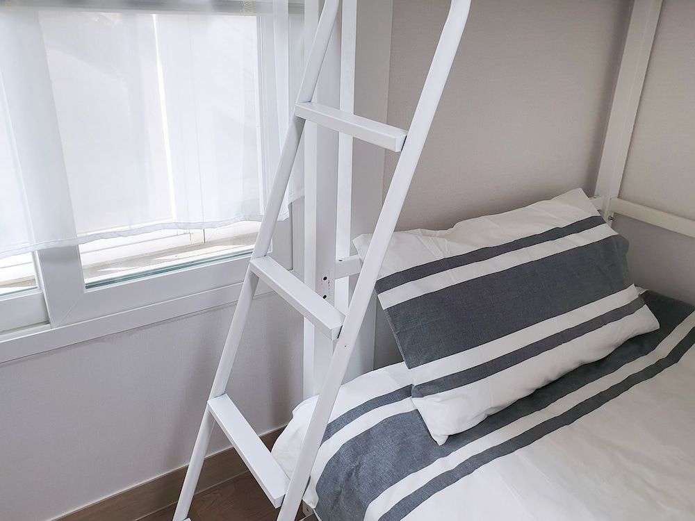 undefined Cheese Guesthouse - Hostel 10