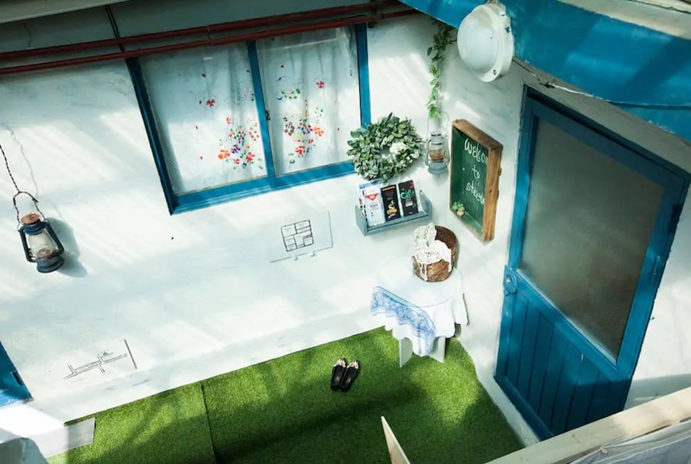 undefined Janice's Traditional House 4