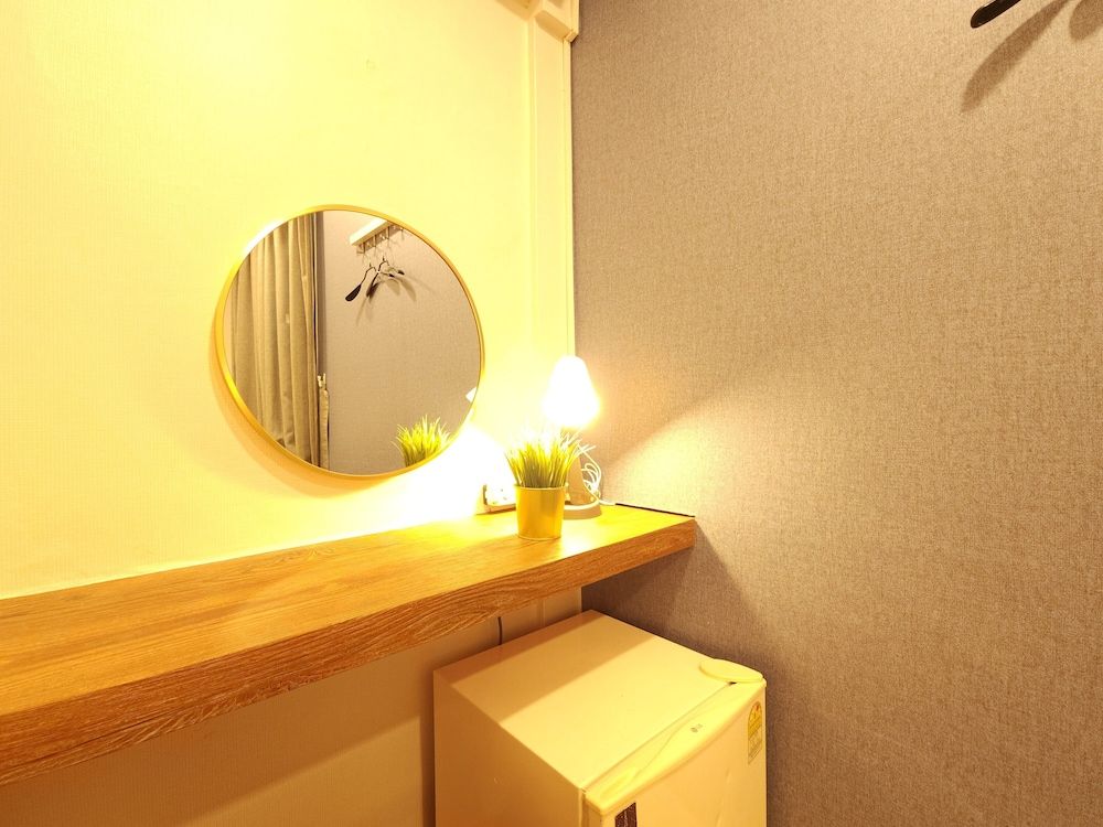 OYO Myeongdong 5 Lodge Double Room 4