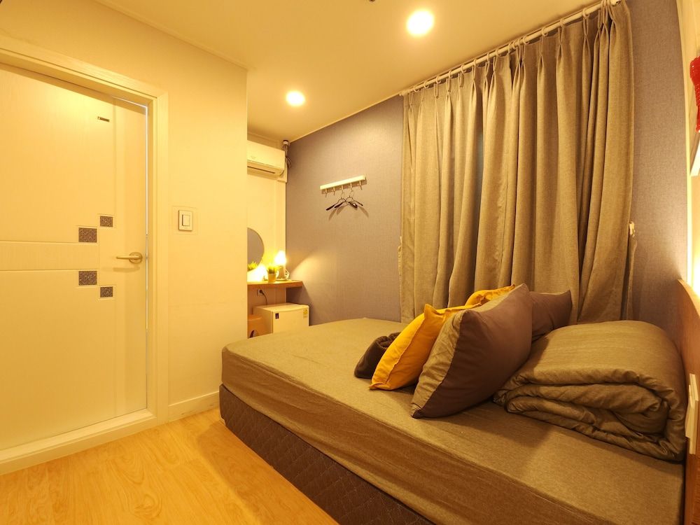 OYO Myeongdong 5 Lodge Double Room 3