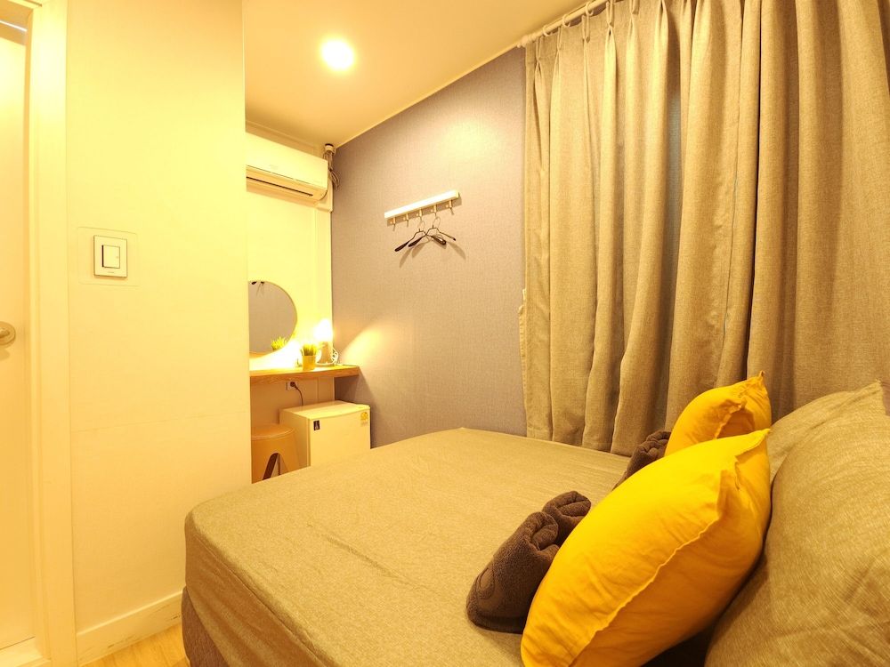 OYO Myeongdong 5 Lodge Double Room 2