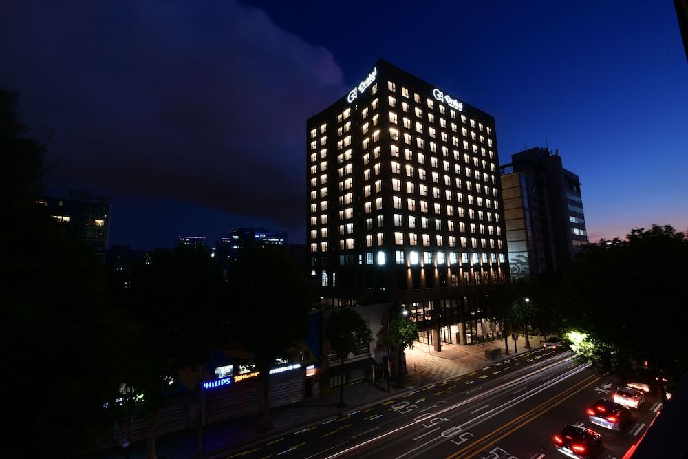 undefined Orakai Daehakro Hotel, BW Signature Collection 8