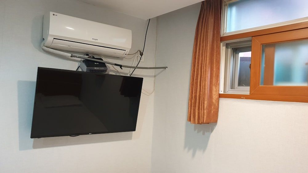 undefined Rio Motel 4