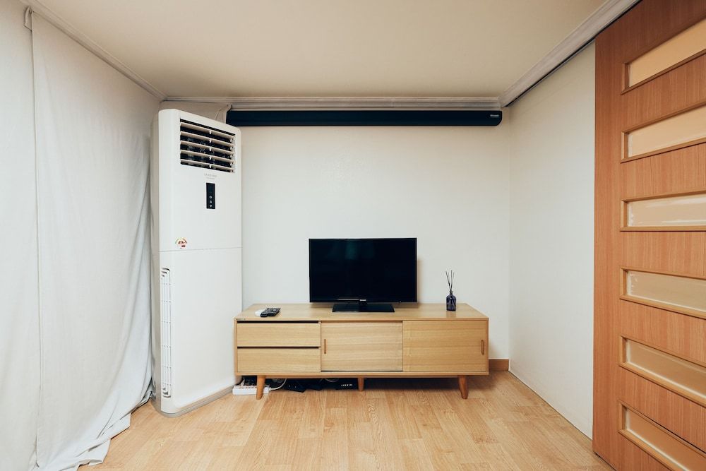 MYEONGDONG Station 2Min HOUSE Full House 28