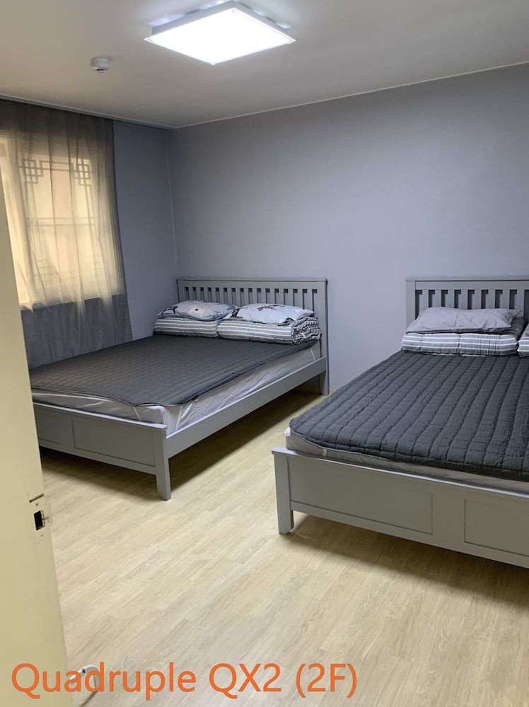 undefined Bomulzip Hongdae Branch - Hostel 4