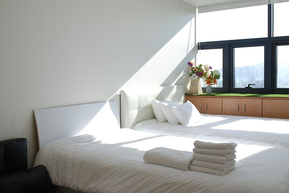 undefined KPOP Coex Gangnam Stay 3