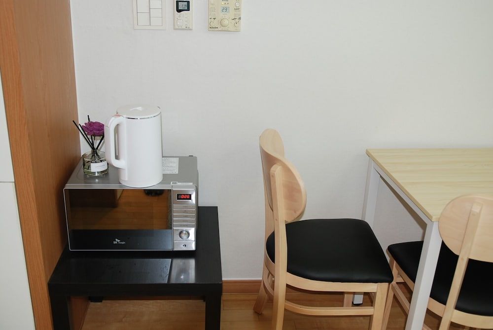 KPOP Coex Gangnam Stay Business Studio, Non Smoking, City View (J) 13