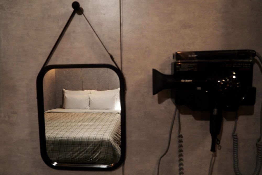 Urban Stay 103 Standard Double Room 10