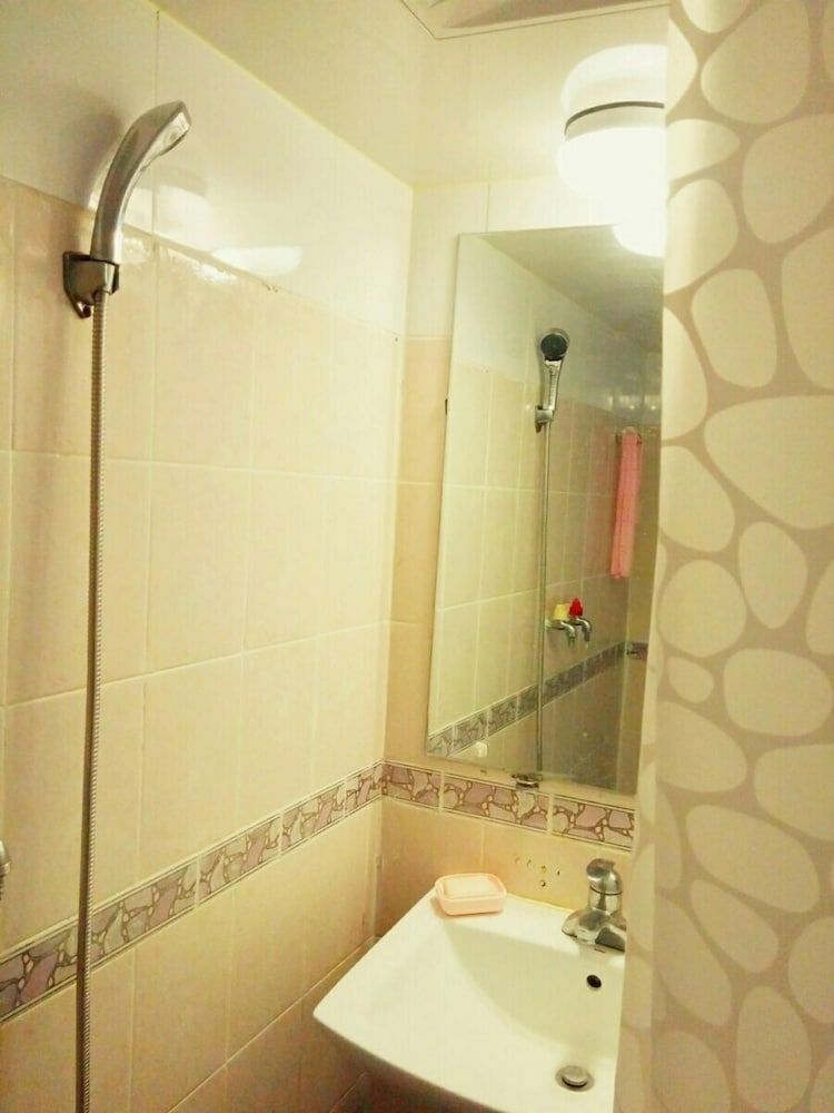 Seoul Holiday Guesthouse - Hostel Group Room for 5 (Please contact the hotel upon check-in) 3