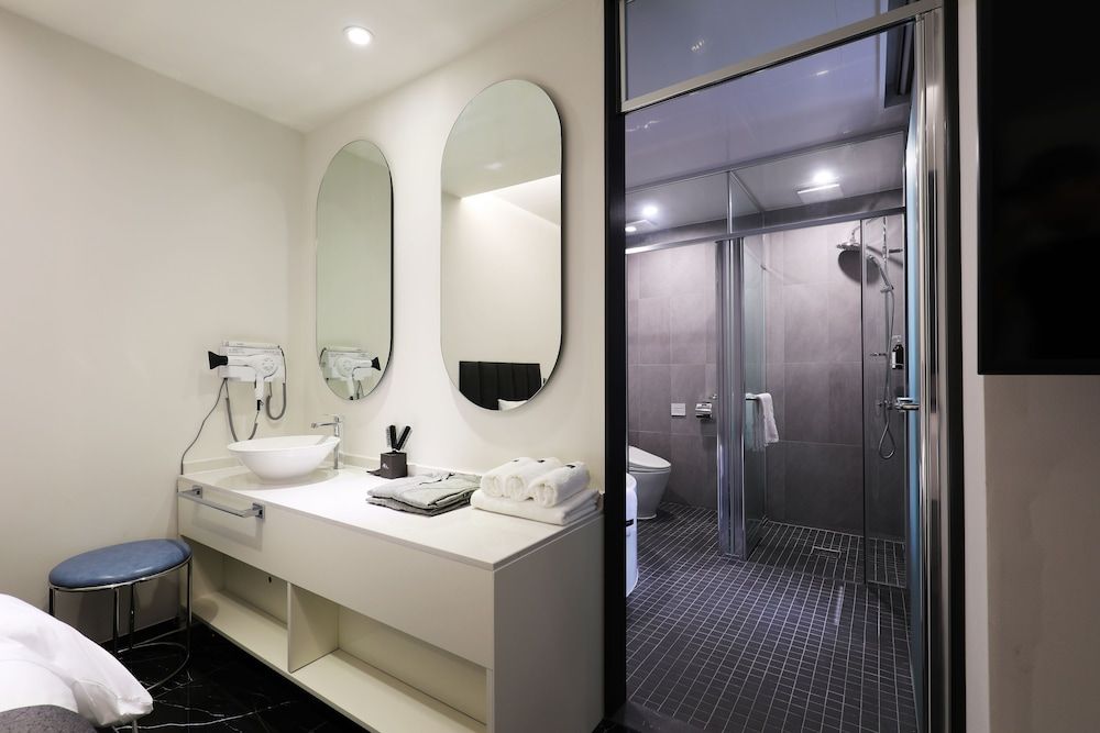 undefined Hotel Aria 10