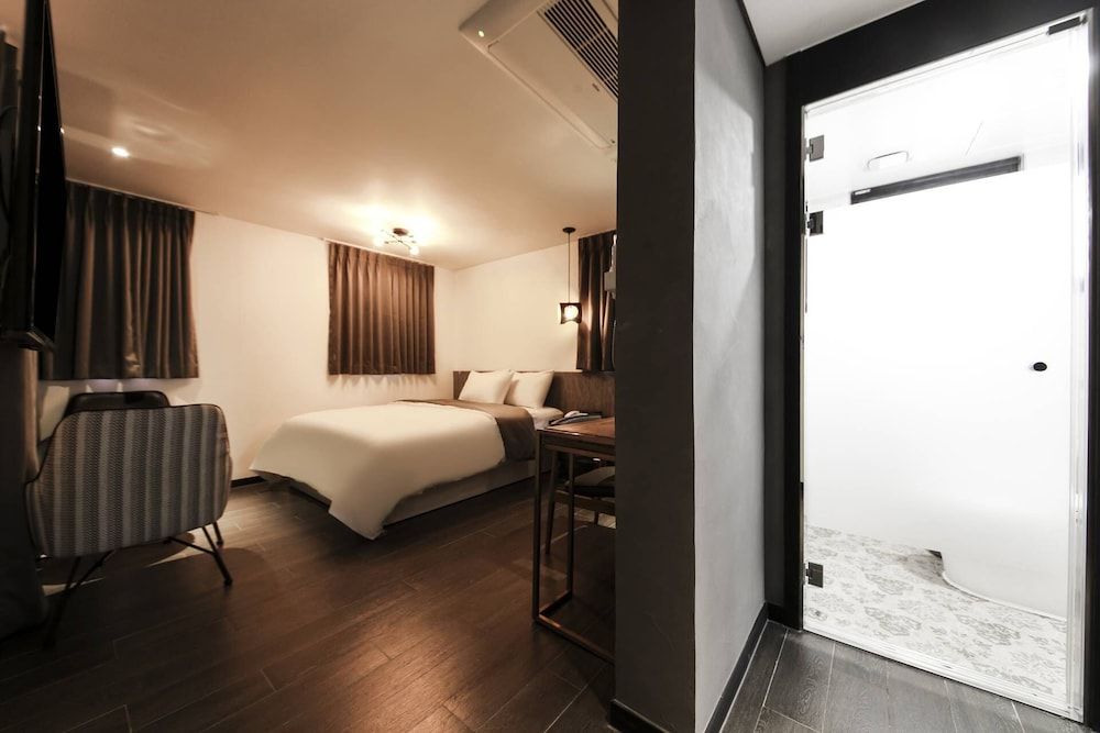 undefined Hotel Gam 3