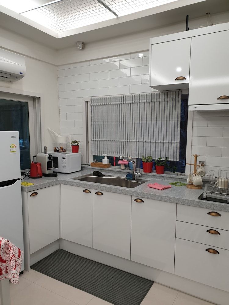 undefined Yeonnamjae Guesthouse 10