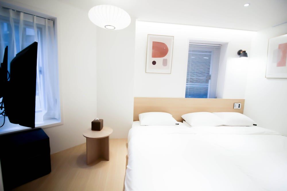 undefined Artravel Home 10