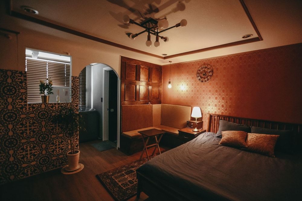 undefined Antique House 4