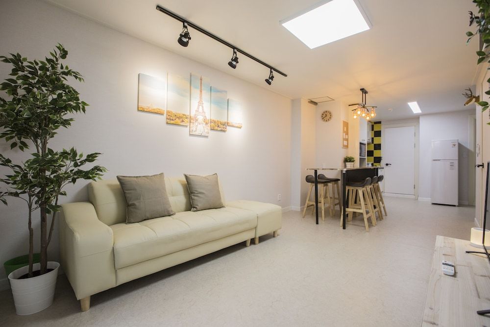 undefined Dear House 7