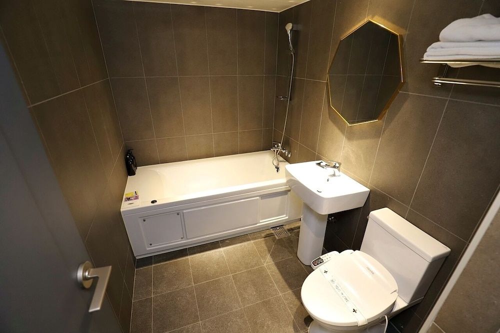 undefined Doksan Hotel in Cafe 6