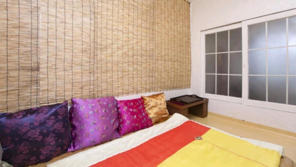 Noels Guesthouse Traditional Double Room 11