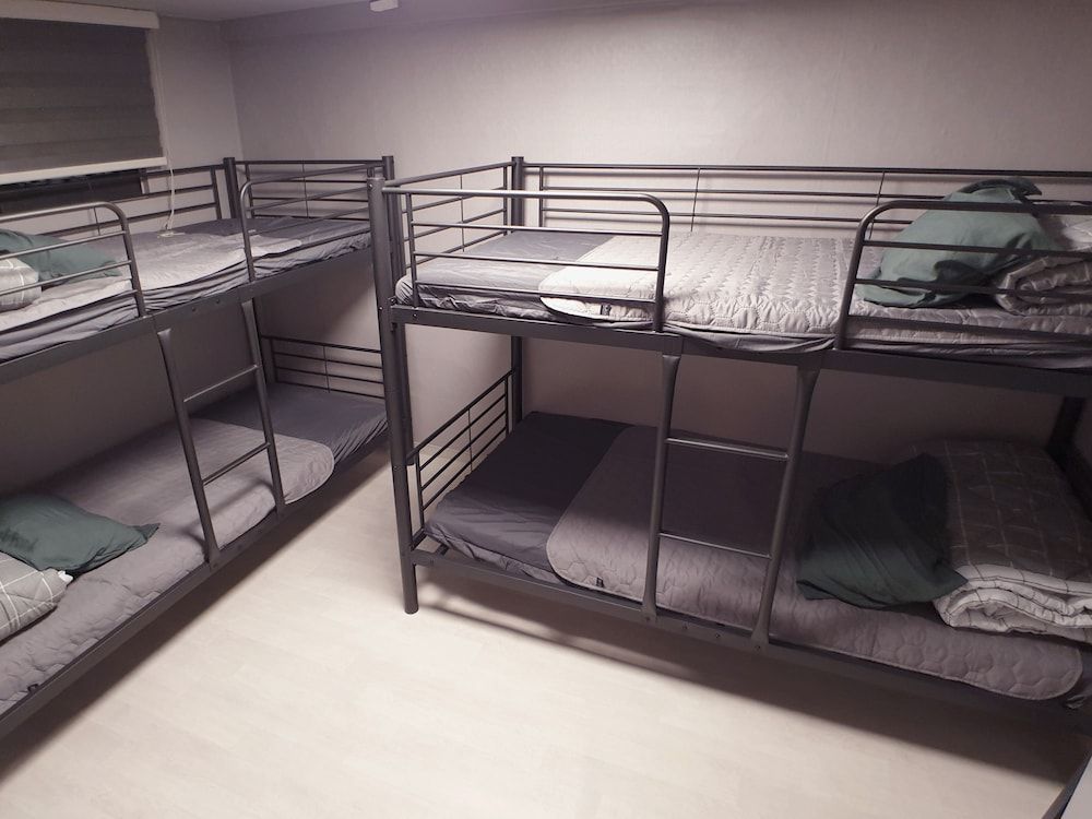 undefined U Guesthouse 2 in Yeonnam Caters to Women - Hostel 2