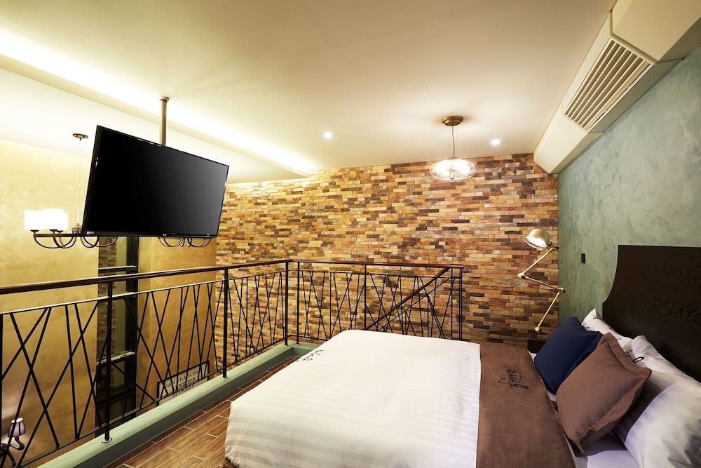 Dongdaemun Boutique Nine Room (Billiard Suites) 6