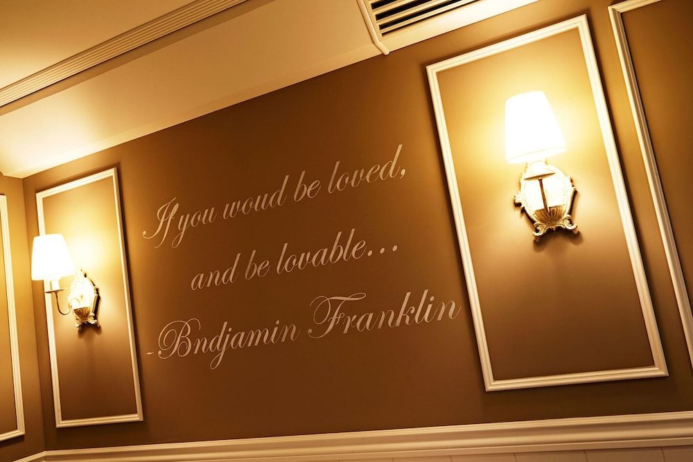 undefined Dongdaemun Boutique Nine 8