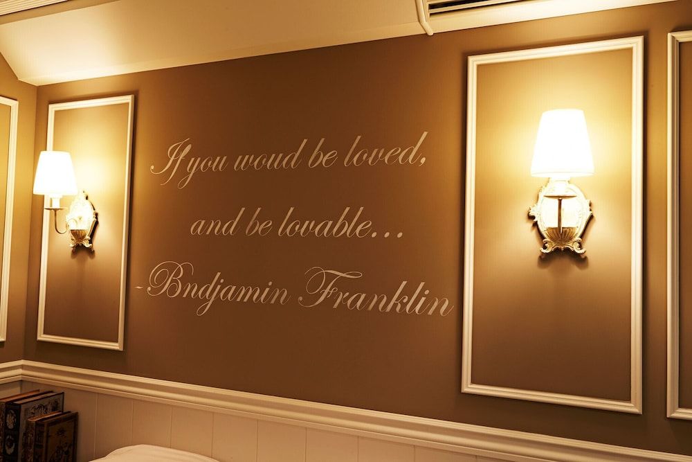 undefined Dongdaemun Boutique Nine 9