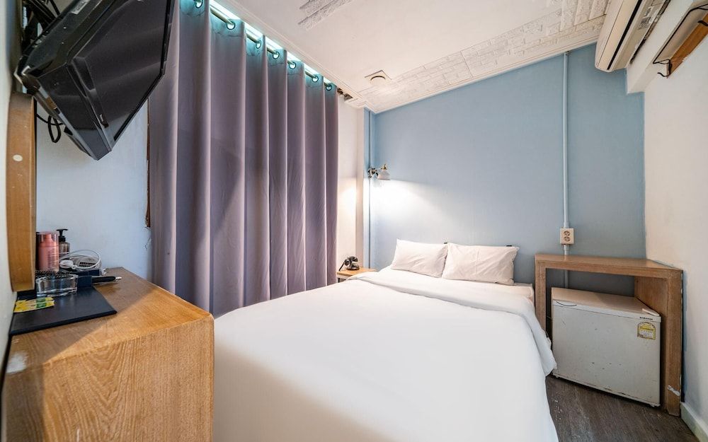 Noryangjin JH9 Room (Mini Standard - Walk-in only (no park)