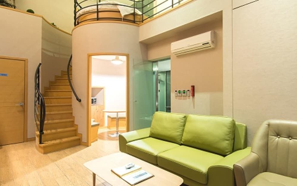 undefined Life Style F Hotel 4