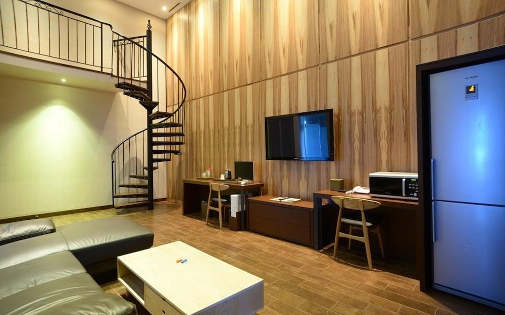 undefined Life Style F Hotel 9