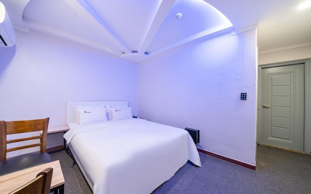 undefined Suyu H Hotel 3