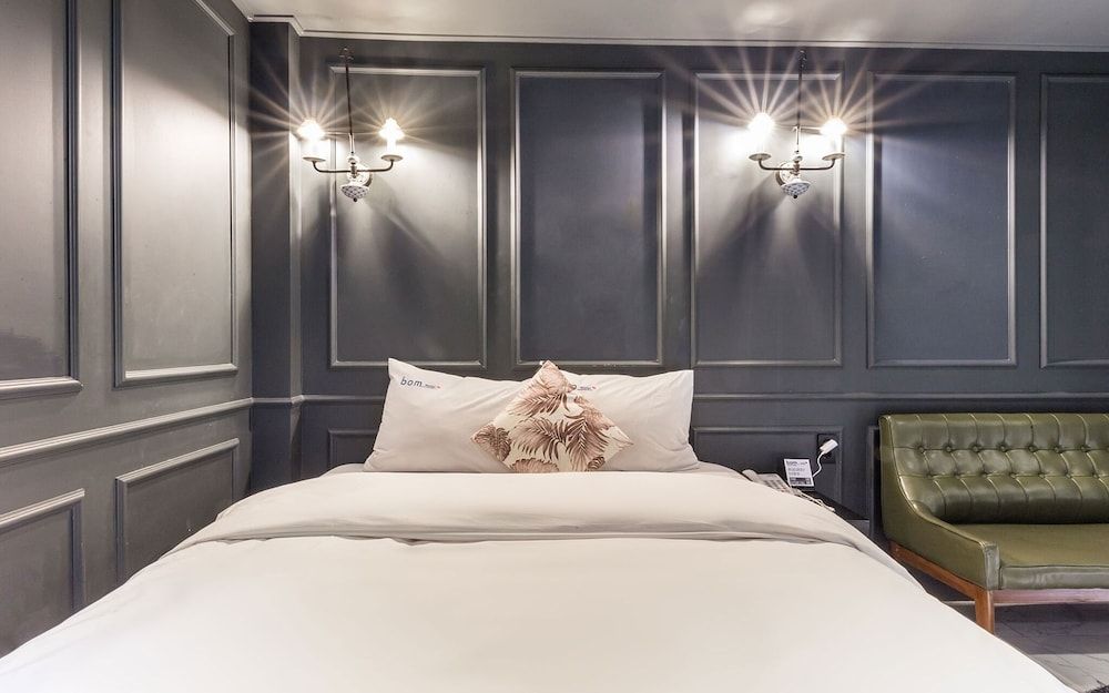 undefined Namguro Bom Branch no3 7