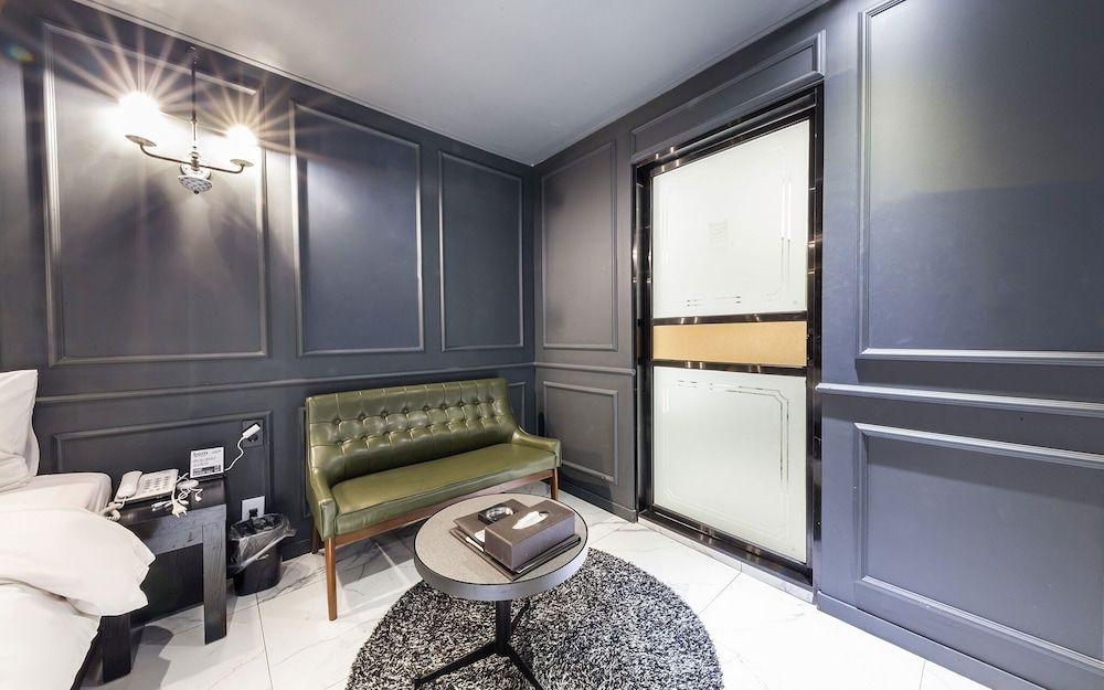 undefined Namguro Bom Branch no3 8