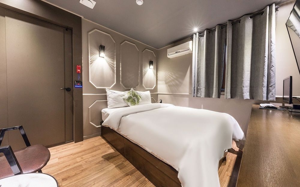 Namguro Bom Branch no3 Room (Event Room (65 inch TV Netflix Tiving) 2